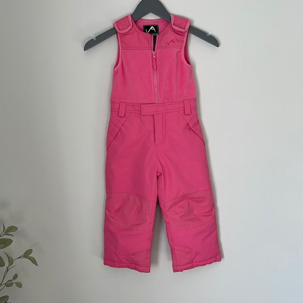 Vertical ‘9 Girls Snow overalls. Size 4 Pink